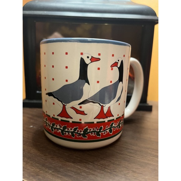 Potpourri Press Other - Potpourri Press Christmas Mug , Ducks / Geese , Holly, Festive , Vintage